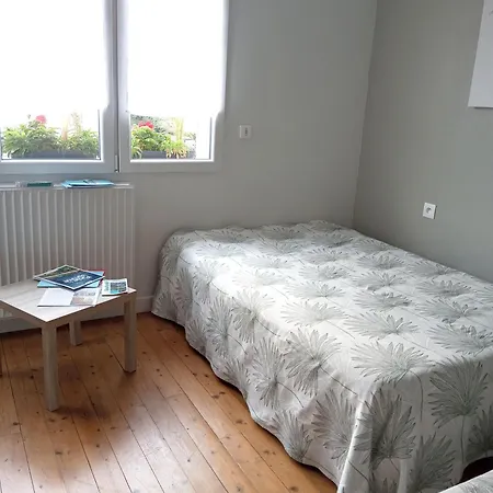 Chambre Chez L'Habitant Peronne  Room photo